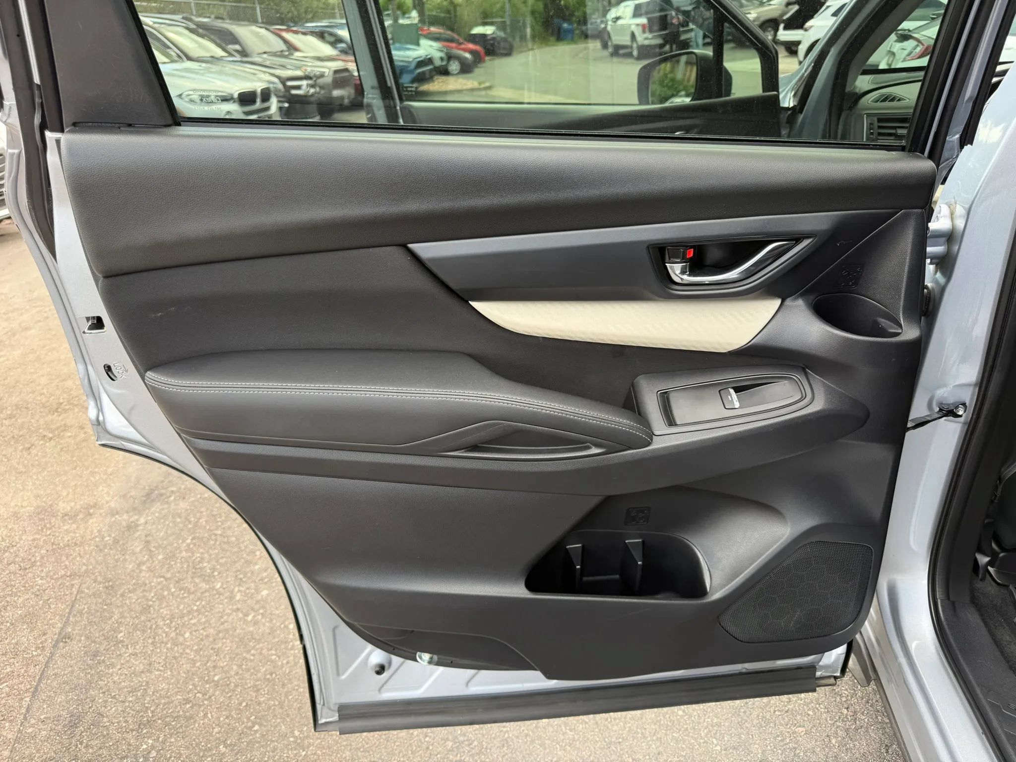 Used 2019 Subaru Ascent Premium AWD/4WD image 22