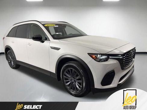 Used 2025 MAZDA CX-70 3.3 Turbo w/ Preferred Package AWD/4WD image 4