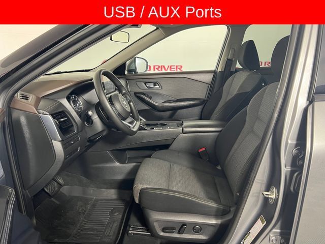 Used 2021 Nissan Rogue SV FWD image 10