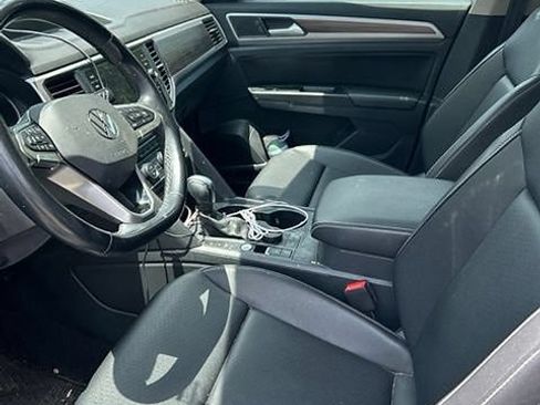 Used 2021 Volkswagen Atlas SE w/ Panoramic Sunroof Package AWD/4WD image 11