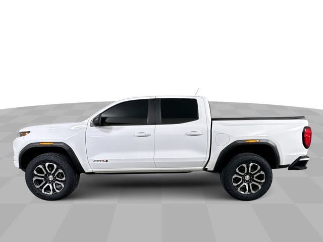 Used 2024 GMC Canyon AT4 w/ AT4 Premium Package AWD/4WD image 5