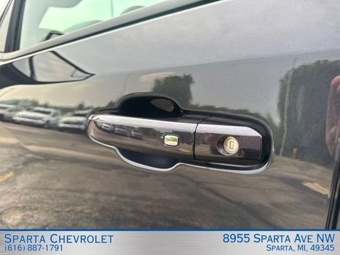 Used 2024 Chevrolet Silverado 1500 LT AWD/4WD image 11