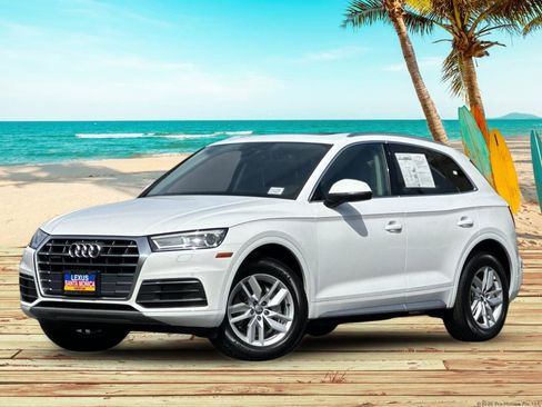 Used 2020 Audi Q5 2.0T Premium w/ Convenience Package image 2