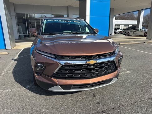 Used 2024 Chevrolet Blazer LT w/ Convenience Package image 2