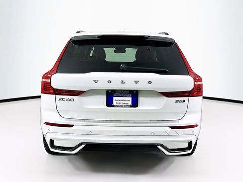 Used 2024 Volvo XC60 B5 Ultimate w/ Protection Package Premier AWD/4WD image 15