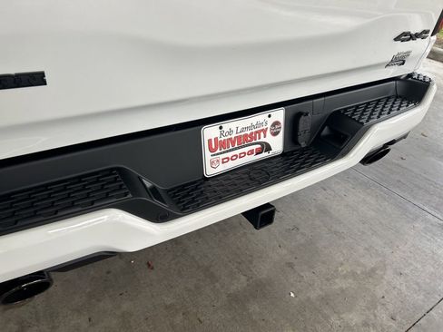 New 2026 RAM 1500 Big Horn w/ Night Edition image 21