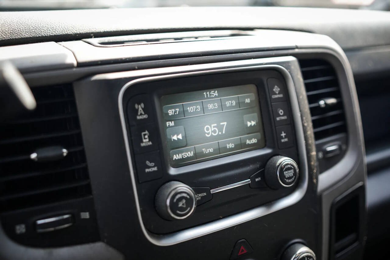 Used 2014 RAM 1500 Express RWD image 38