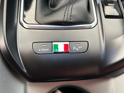 New 2024 Alfa Romeo Tonale Veloce w/ Active Assist Package image 25