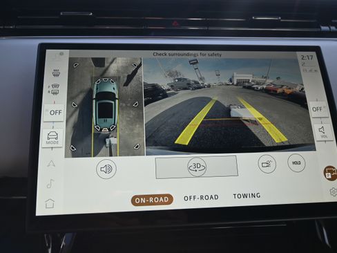 Used 2025 Land Rover Range Rover Sport Dynamic SE image 26