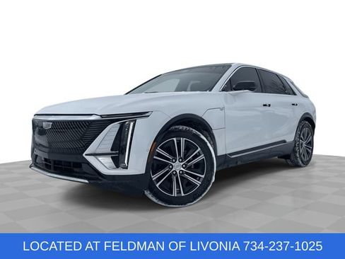 Used 2024 Cadillac Lyriq Luxury w/ LPO, Floor Liner Package AWD/4WD image 1