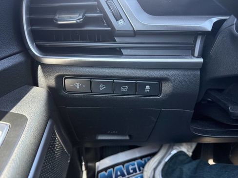 Used 2025 Kia Telluride S image 19