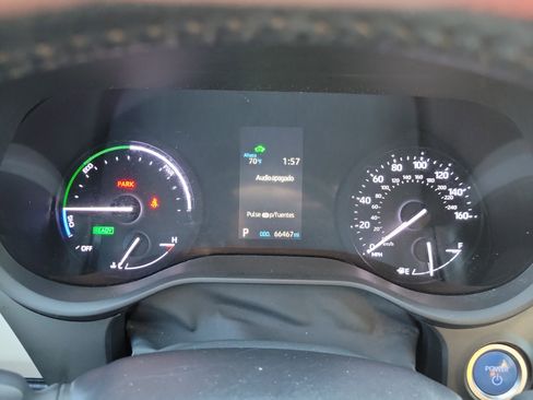 Used 2022 Toyota Sienna XLE image 24