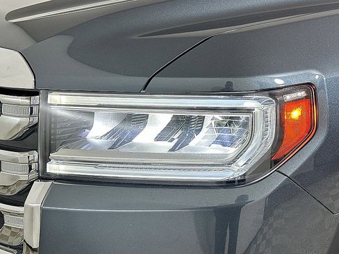 Used 2020 GMC Acadia SLE w/ Driver Convenience Package image 35