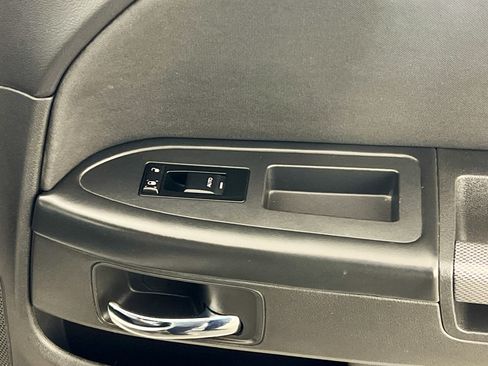 Used 2014 Dodge Challenger R/T image 31