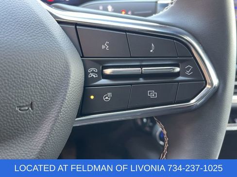 Certified 2025 Chevrolet Equinox EV LT FWD image 34