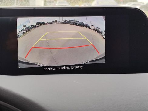 Used 2022 MAZDA MAZDA3 s image 26