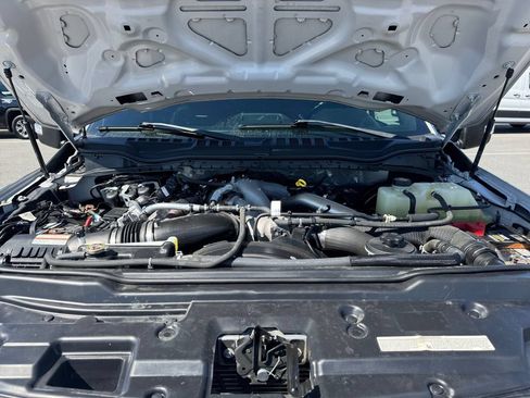 Used 2022 Ford F350 Platinum AWD/4WD image 19