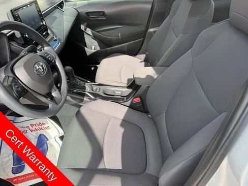 Used 2022 Toyota Corolla LE FWD image 16