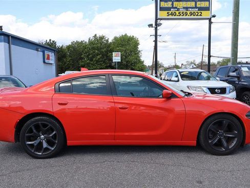 Used 2017 Dodge Charger R/T image 7
