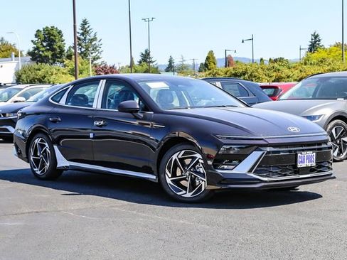 New 2025 Hyundai Sonata SEL image 1
