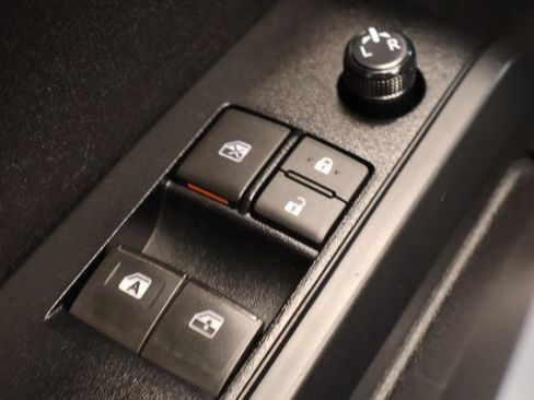 Used 2023 Toyota Tacoma SR w/ SR Convenience Package image 11