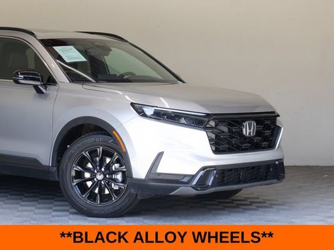 Used 2025 Honda CR-V Sport-L image 3