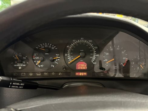 Used 1998 Mercedes-Benz SL 500 image 14