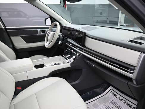 Used 2024 Hyundai Santa Fe SEL image 35