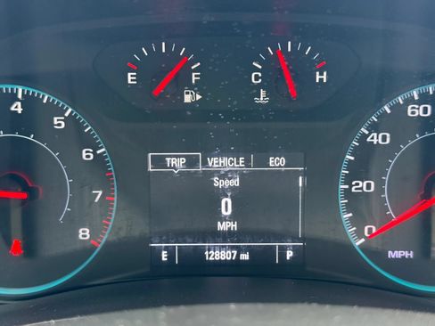 Used 2018 Chevrolet Malibu LS FWD image 18