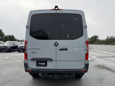 Used 2024 Mercedes-Benz Sprinter 2500 image 9