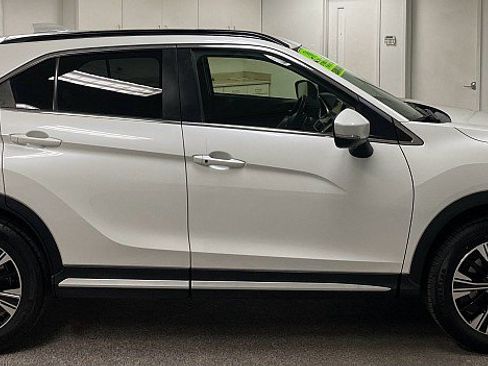 Used 2019 Mitsubishi Eclipse Cross SEL image 4