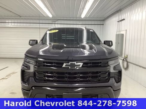 Used 2024 Chevrolet Silverado 1500 LT Trail Boss w/ LT Trail Boss Premium Package image 2