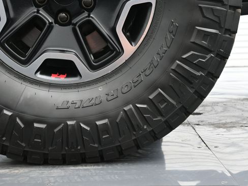 Used 2020 Jeep Gladiator Rubicon image 41