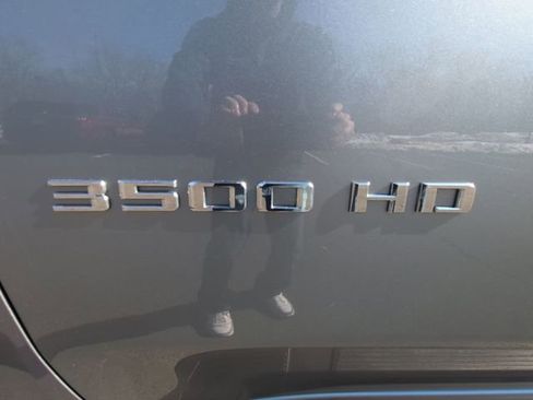 Used 2024 Chevrolet Silverado 3500 LTZ w/ LTZ Premium Package image 32