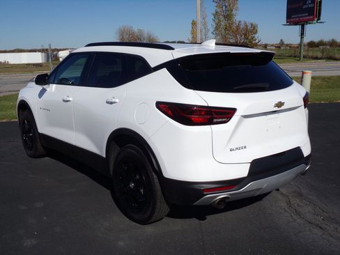 Used 2024 Chevrolet Blazer LT w/ Convenience Package image 3