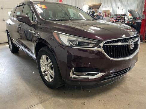 Used 2018 Buick Enclave Essence AWD/4WD image 4