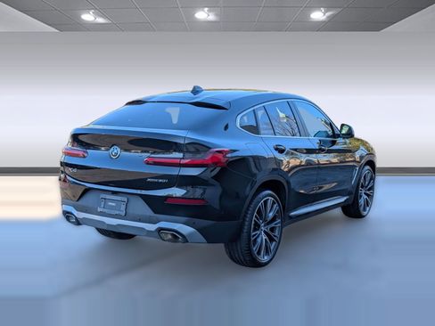 Certified 2023 BMW X4 xDrive30i w/ Premium Package image 9