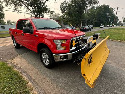 Used 2016 Ford F150 XLT AWD/4WD image 3