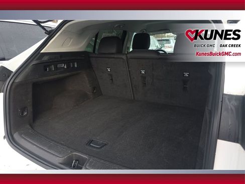 Used 2024 Buick Envision Preferred image 18