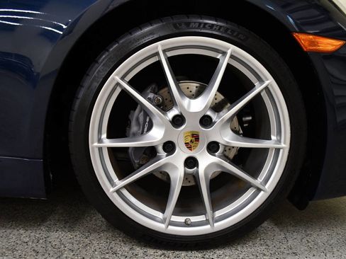 Used 2015 Porsche Cayman image 23