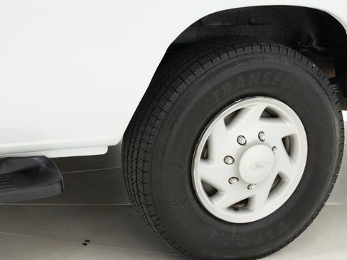 Used 2001 Ford E-350 and Econoline 350 XLT image 62