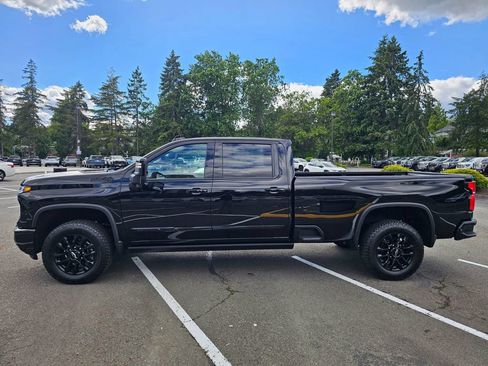 Used 2026 Chevrolet Silverado 3500 High Country w/ High Country Premium Package AWD/4WD image 2