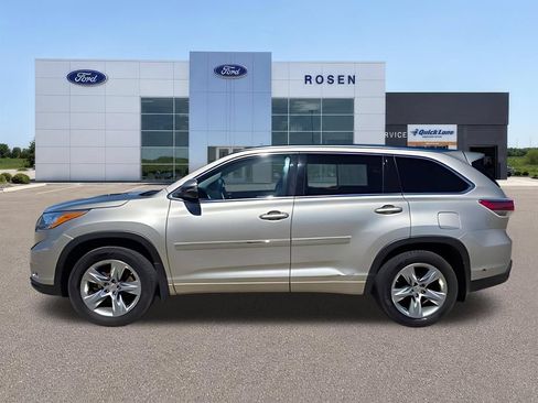 Used 2014 Toyota Highlander Limited Platinum AWD/4WD image 30