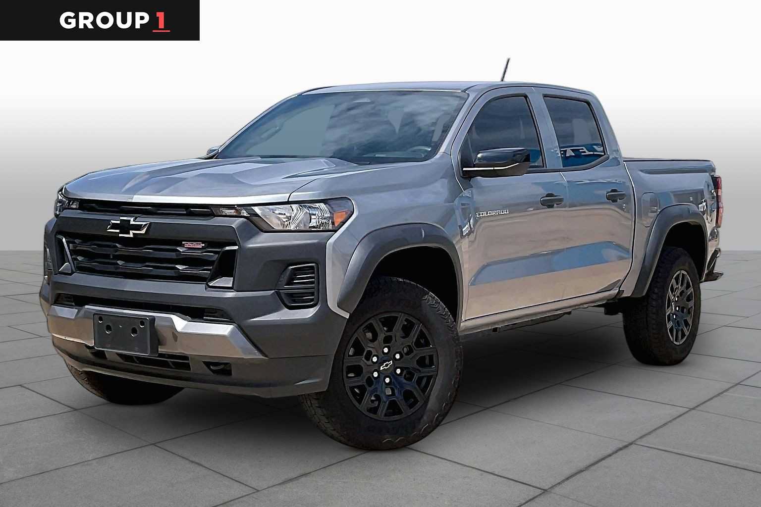 Used 2024 Chevrolet Colorado Trail Boss w/ Advanced Trailering Package AWD/4WD image 1