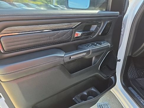 Used 2025 RAM 1500 Limited AWD/4WD image 50