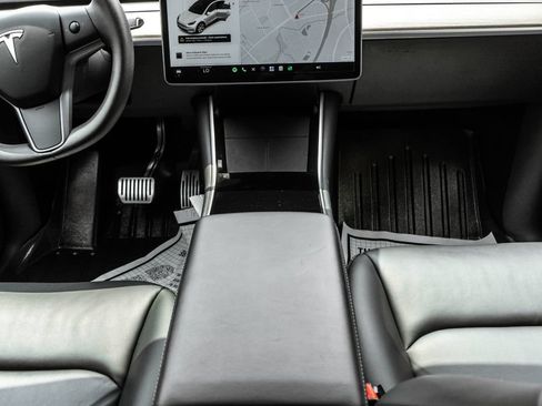 Used 2020 Tesla Model Y Long Range AWD/4WD image 11