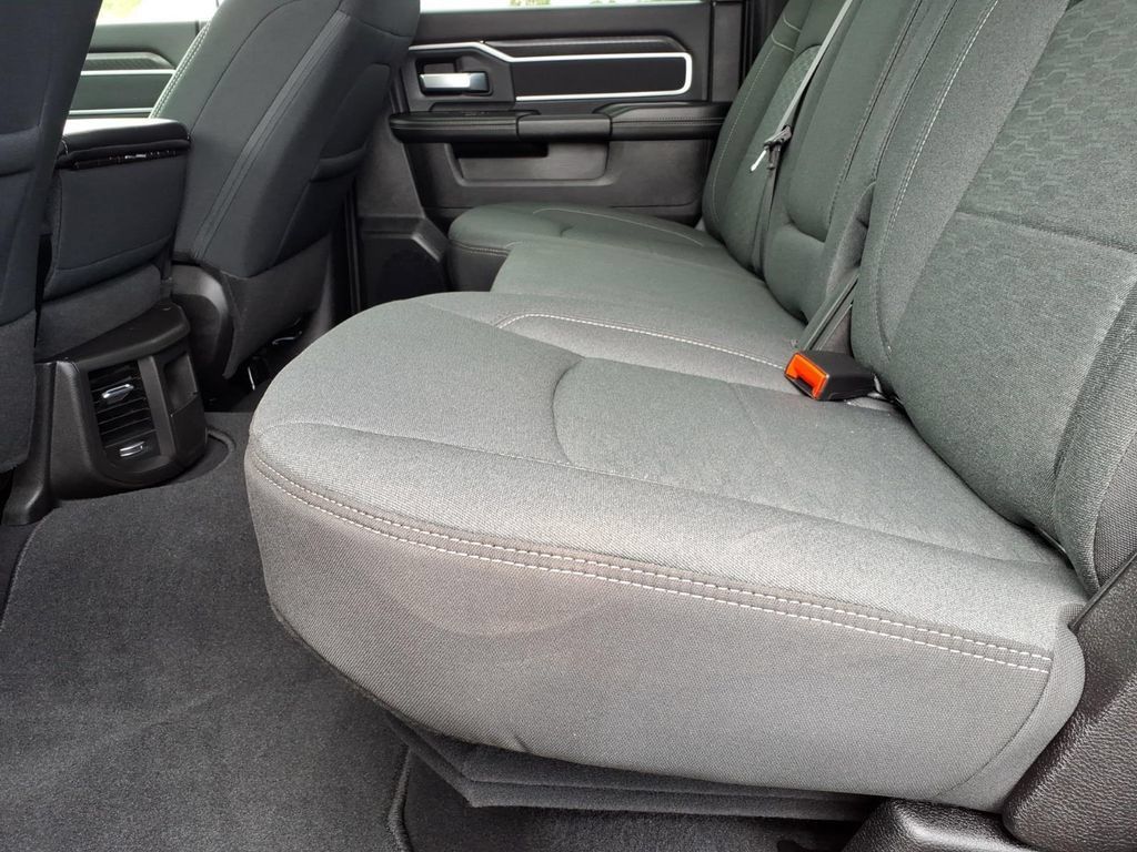 Used 2025 RAM 2500 Big Horn AWD/4WD image 14