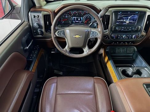 Used 2018 Chevrolet Silverado 1500 High Country AWD/4WD image 21