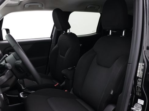 Used 2019 Jeep Renegade Sport w/ Sport Appearance Group FWD image 19
