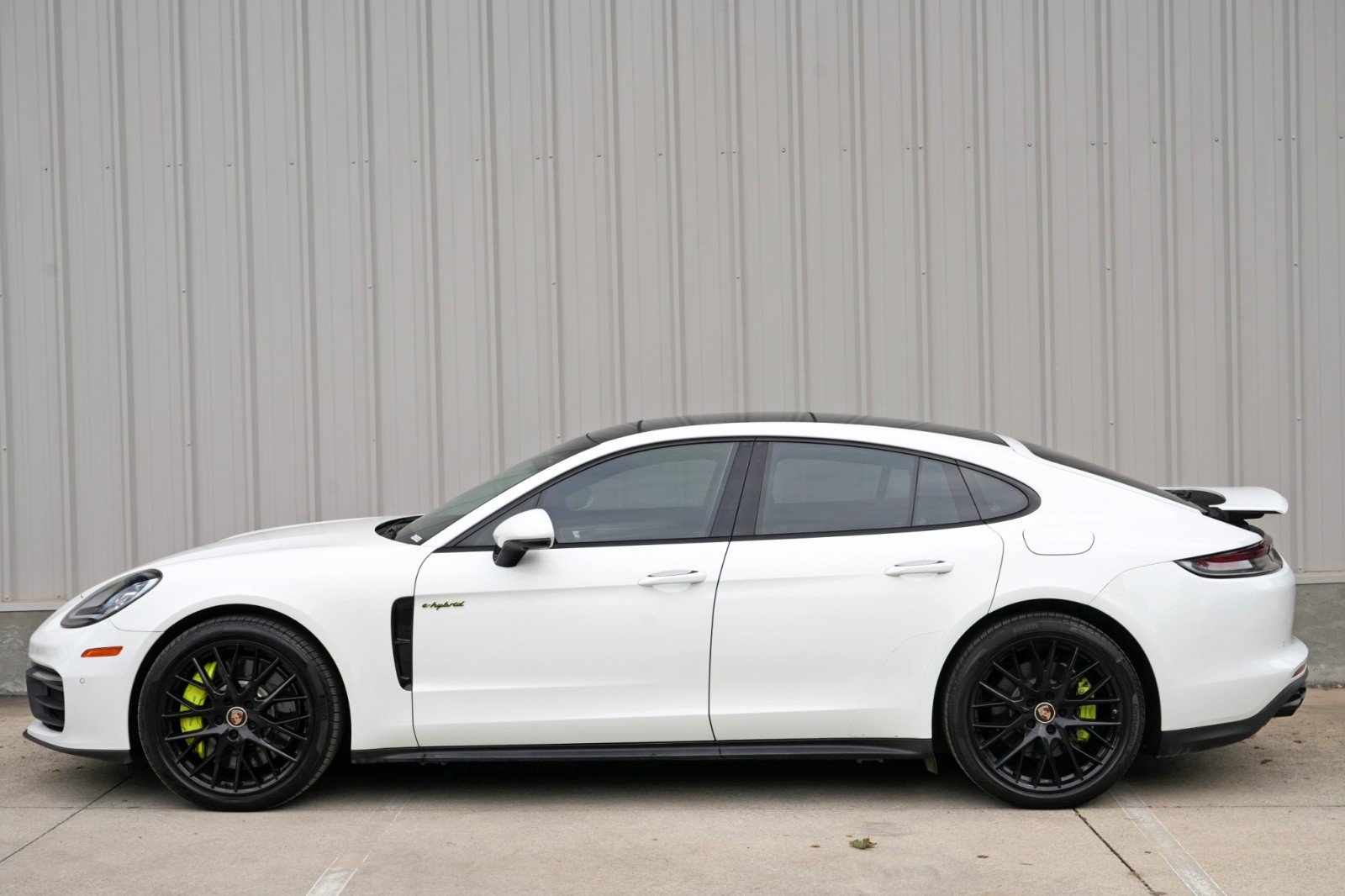 Used 2022 Porsche Panamera 4S w/ Premium Package AWD/4WD image 51